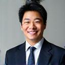 T. Sato氏の顔写真。